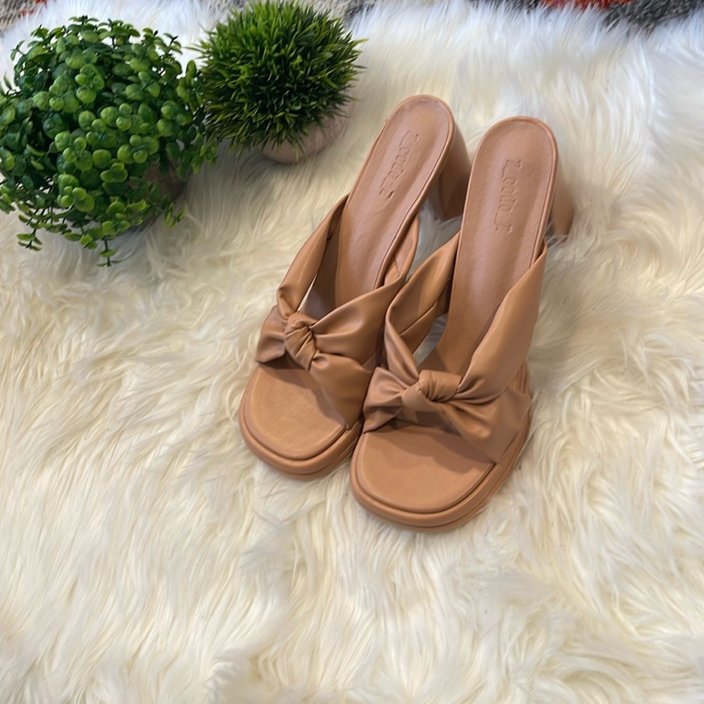 Tan backless sandals - Size 9 - Open Toe- Brand New